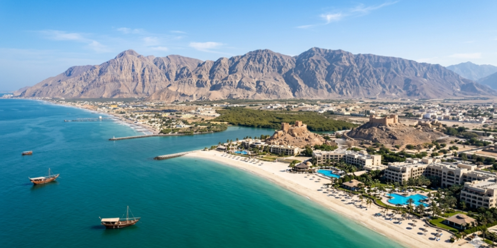 Dubai mainland — regulated by the Dubai Department of Economy and Tourism (DET) — provides the widest trade freedom, world-class infrastructure and access to the UAE's largest consumer and B2B market. Ideal for retail, consulting, tech, logistics and trading businesses.