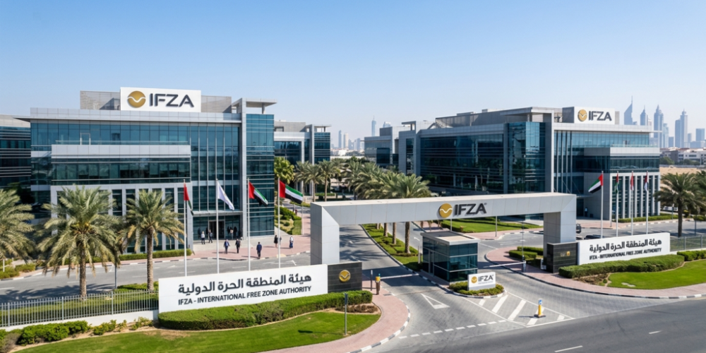 Dubai mainland — regulated by the Dubai Department of Economy and Tourism (DET) — provides the widest trade freedom, world-class infrastructure and access to the UAE's largest consumer and B2B market. Ideal for retail, consulting, tech, logistics and trading businesses.